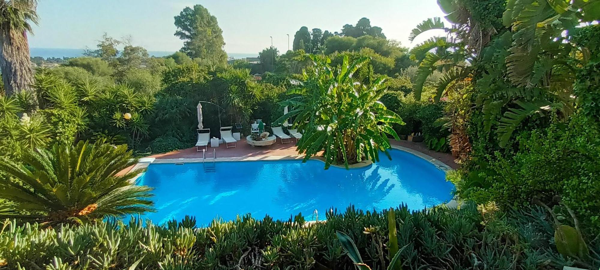 Villa Barbara Giardini Naxos Exterior foto