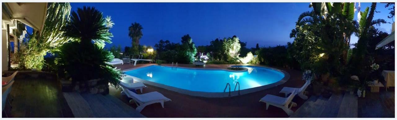 Villa Barbara Giardini Naxos Exterior foto